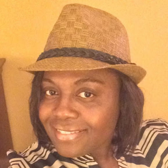 Meet your Posher, Wanda - Picture 1 of 1